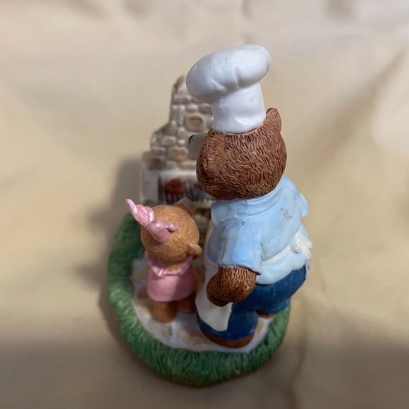 Bears At BBQ Tender Touch Figurine - Picture 4 of 7